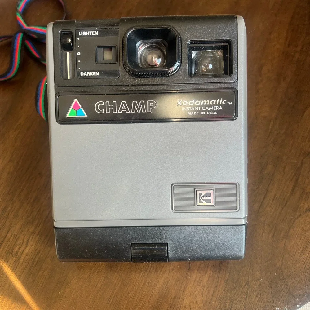 Kodak‎ Kodamatic Champ Instant Camera Gray Vintage 1980s Retro Photography
